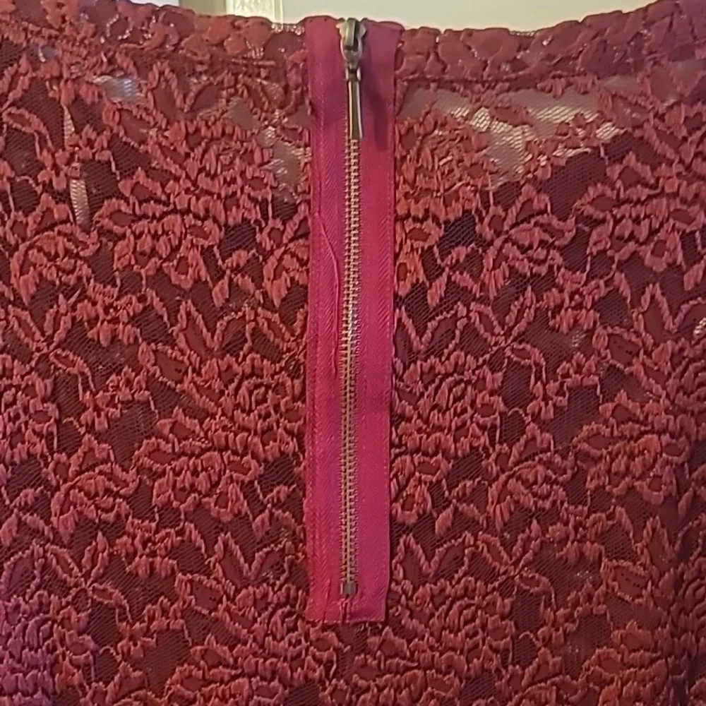 FOREVER 21 Lacy Top
